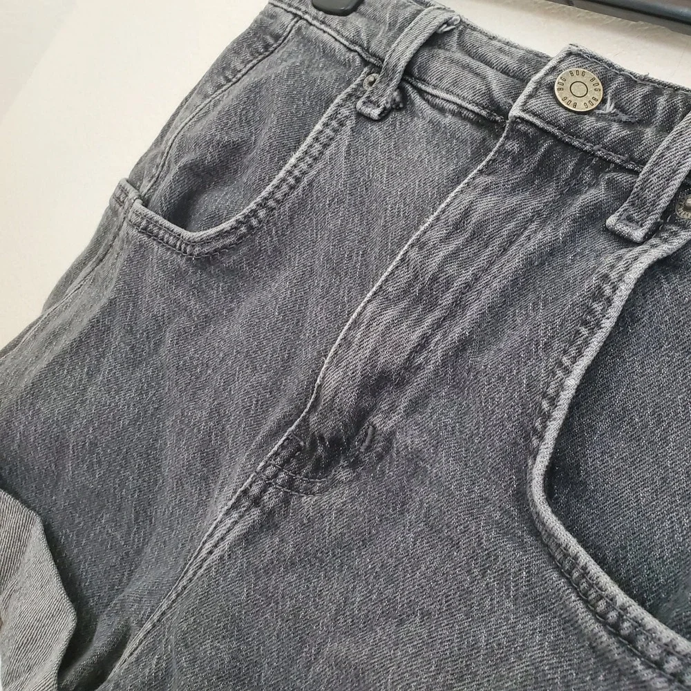 BDG Urban Outfitters Gray Denim High Rise Stretch Roll Hem Shorts Jorts Size 27